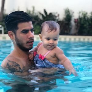 Meet your Posher, Noelvivi